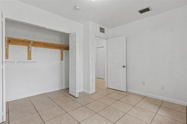 2316-2318 NW 98th St, Miami, FL 33147
