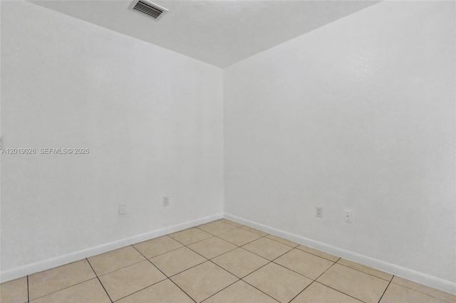 2316-2318 NW 98th St, Miami, FL 33147