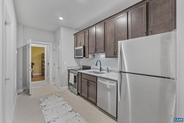 336 AVONDALE LN, Crozet, VA 22932