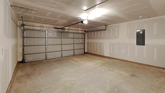 11748 NW 99th Terrace, Yukon, OK 73099