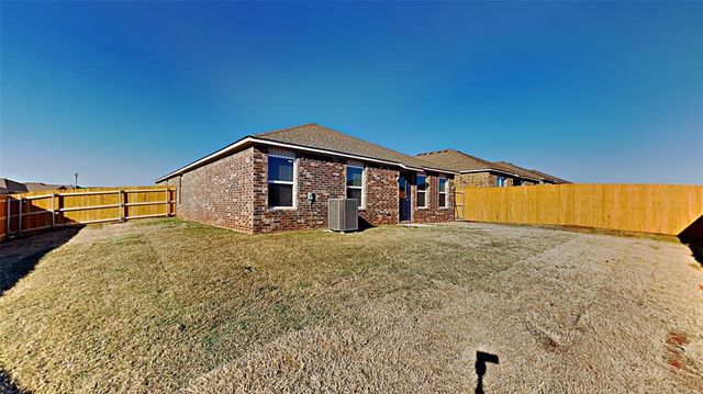 11748 NW 99th Terrace, Yukon, OK 73099