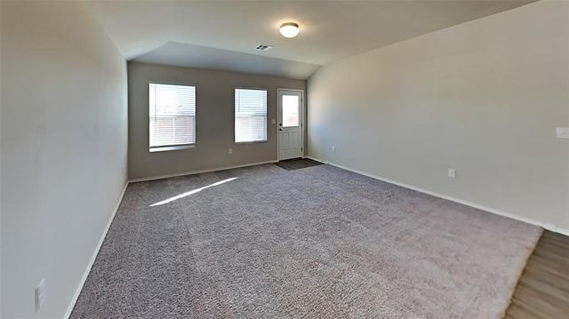 11748 NW 99th Terrace, Yukon, OK 73099