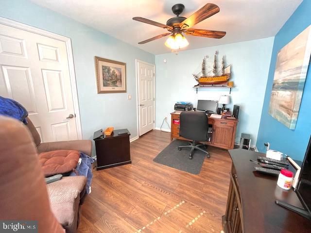 220 BAREFOOT LN, Frederica, DE 19946