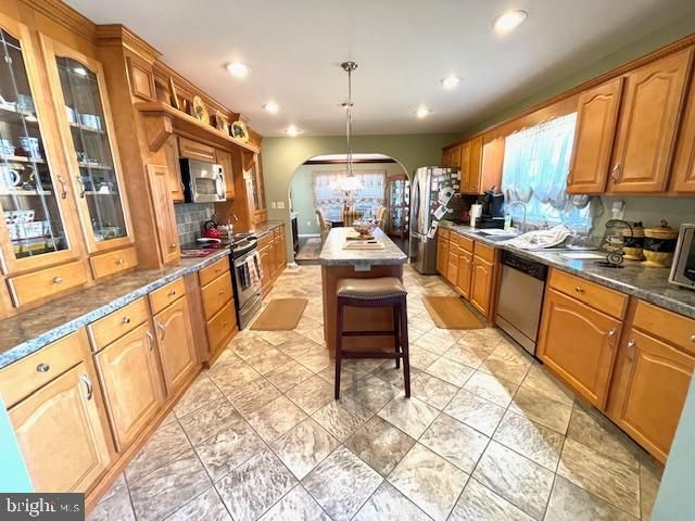 220 BAREFOOT LN, Frederica, DE 19946