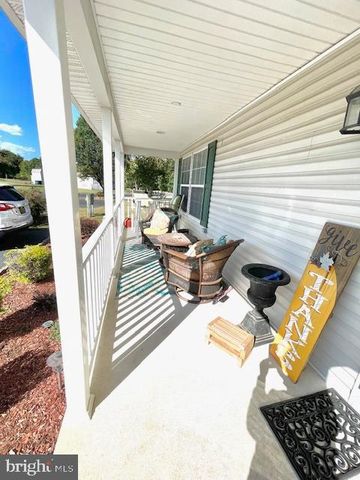 220 BAREFOOT LN, Frederica, DE 19946