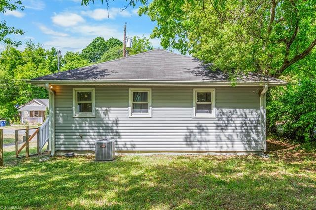2047 Urban Street, Winston-salem, NC 27107
