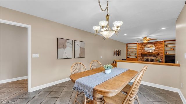 3886 Boxelder Drive, Brecksville, OH 44141