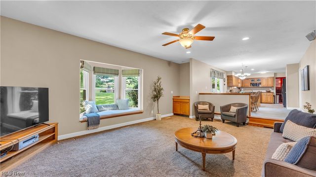 3886 Boxelder Drive, Brecksville, OH 44141