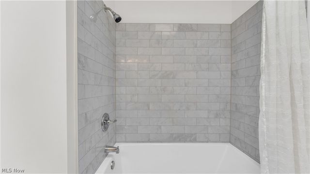 3886 Boxelder Drive, Brecksville, OH 44141