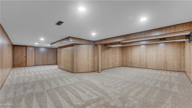 3886 Boxelder Drive, Brecksville, OH 44141