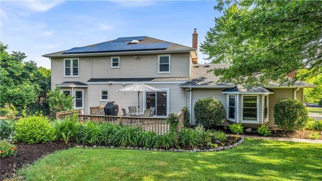 3886 Boxelder Drive, Brecksville, OH 44141