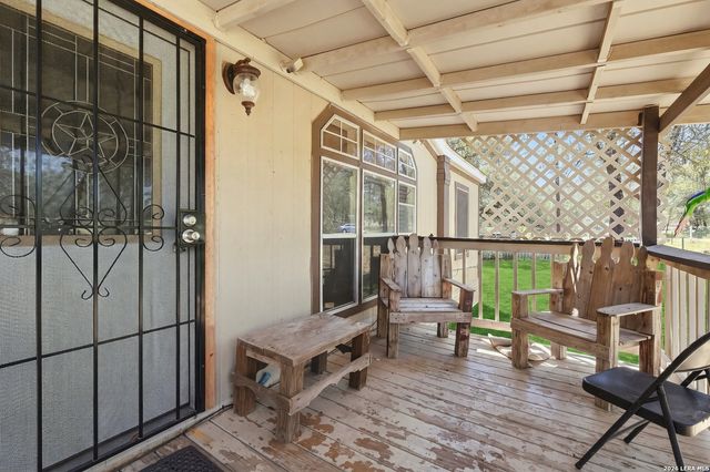 80 Michael Rd, Poteet, TX 78064