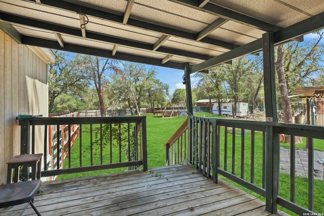 80 Michael Rd, Poteet, TX 78064