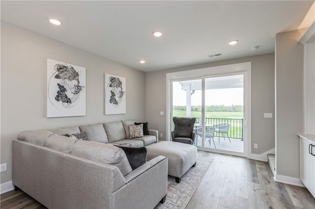 209 Boulder Pointe, Polk City, IA 50226