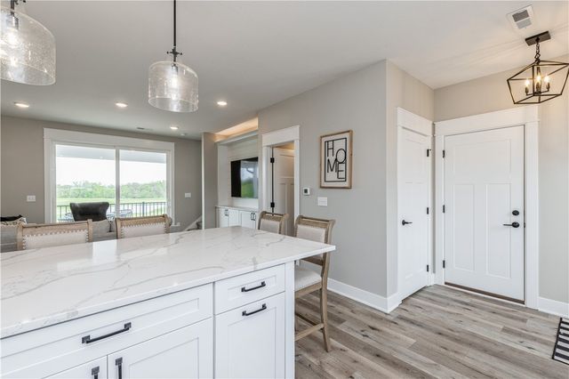 209 Boulder Pointe, Polk City, IA 50226