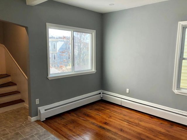 26 Payson 2, Boston, MA 02125