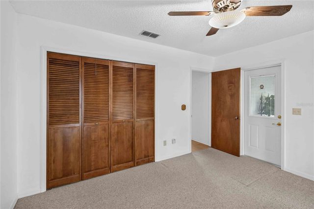 4803 LYNN OAKS CIRCLE, Dover, FL 33527