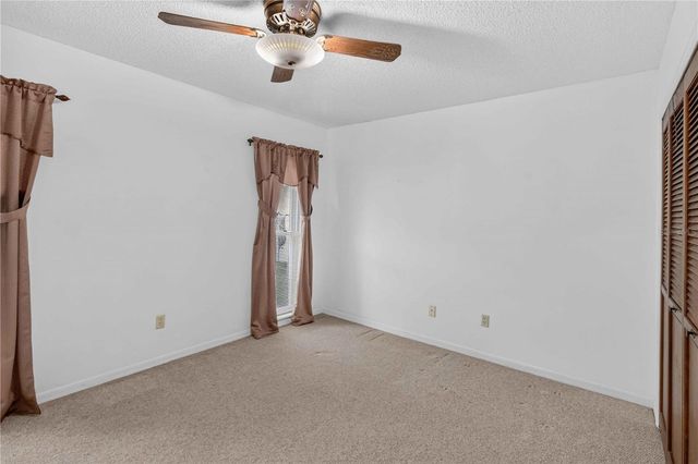 4803 LYNN OAKS CIRCLE, Dover, FL 33527
