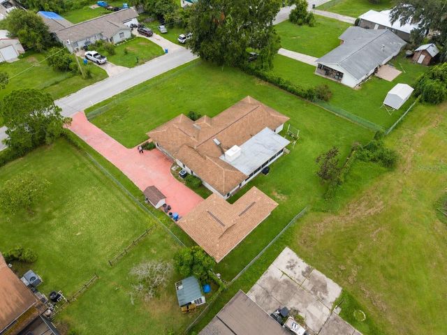 4803 LYNN OAKS CIRCLE, Dover, FL 33527