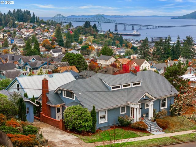 1215 15TH St, Astoria, OR 97103