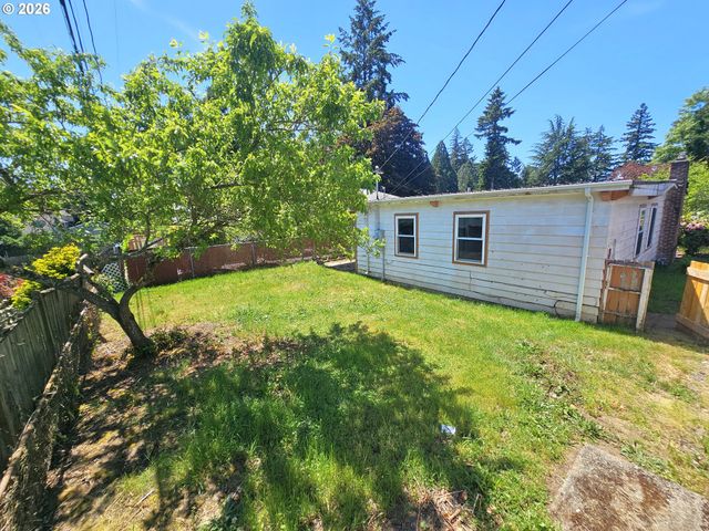 748 Se 112TH Ave, Portland, OR 97216