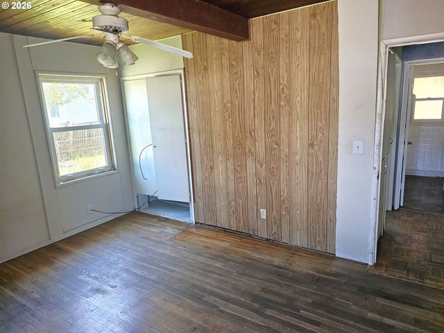 748 Se 112TH Ave, Portland, OR 97216