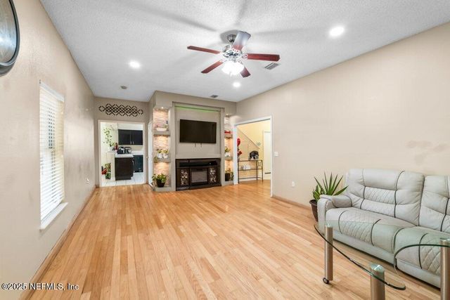 3370 DOUBLE Lane, Jacksonville, FL 32277