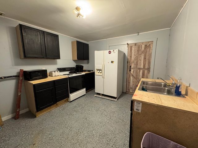 2004 Rockwood Road, Richmond, KY 40475
