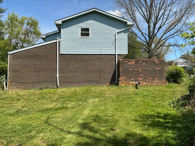 2004 Rockwood Road, Richmond, KY 40475