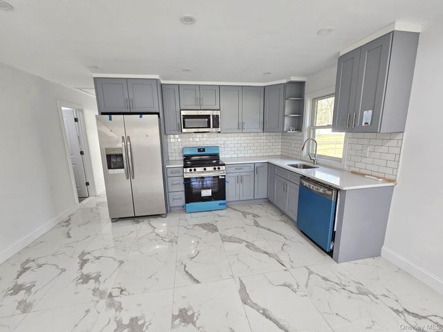 52 Crystal Beach Boulevard, Moriches, NY 11955