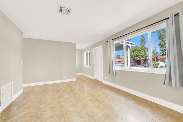 64 NE 7th Court, Deerfield Beach, FL 33441