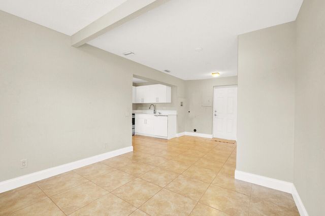 64 NE 7th Court, Deerfield Beach, FL 33441