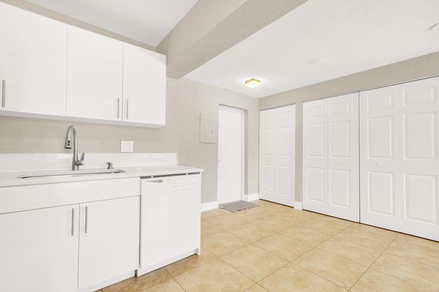 64 NE 7th Court, Deerfield Beach, FL 33441