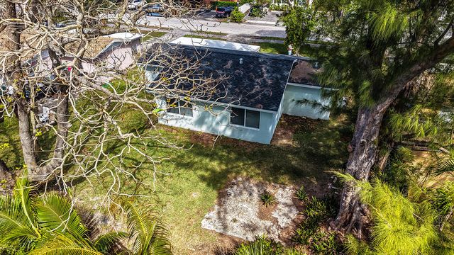 64 NE 7th Court, Deerfield Beach, FL 33441