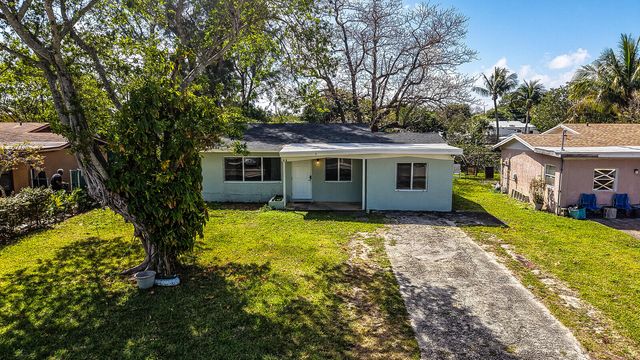 64 NE 7th Court, Deerfield Beach, FL 33441