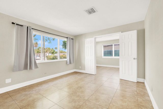 64 NE 7th Court, Deerfield Beach, FL 33441