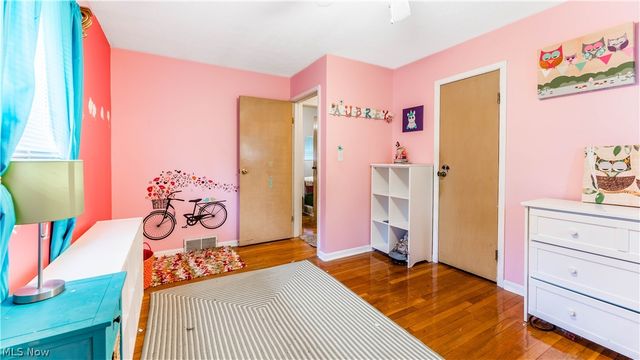 6572 Beverly Drive, Parma Heights, OH 44130