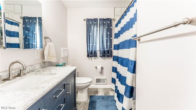 6572 Beverly Drive, Parma Heights, OH 44130