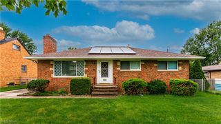 6572 Beverly Drive, Parma Heights, OH 44130
