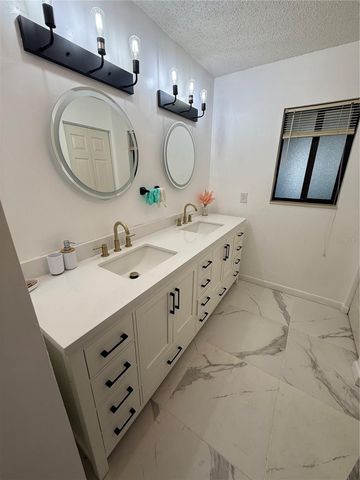 32 WESTLAWN PLACE, Palm Coast, FL 32164