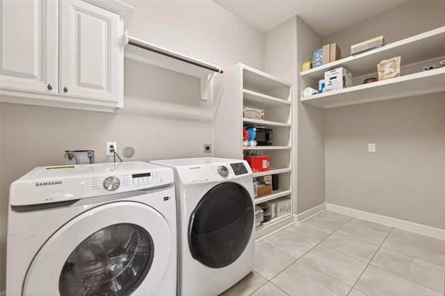 6714 Sotoria Lane, Sugar Land, TX 77479