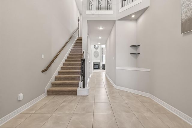 6714 Sotoria Lane, Sugar Land, TX 77479