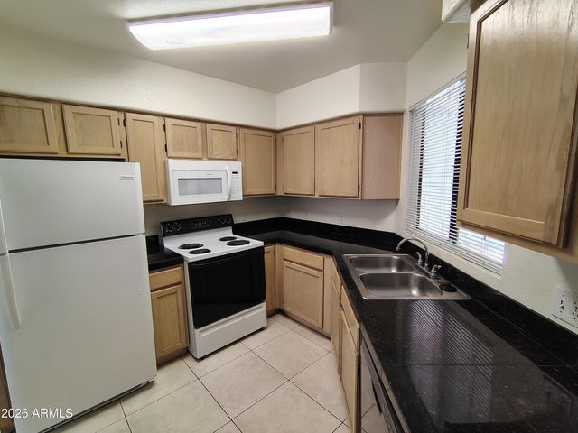 3848 N 3RD Avenue 1010, Phoenix, AZ 85013