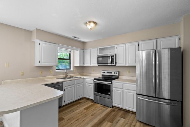 3609 MADERA DR, Columbia, MO 65203