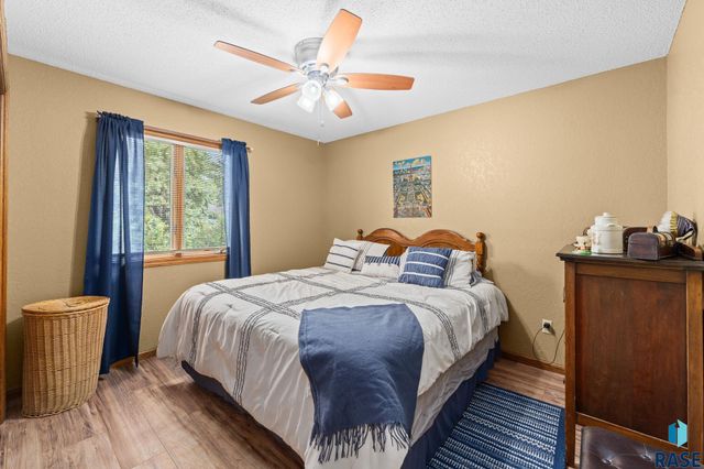 4508 S Highland Ave Avenue, Sioux Falls, SD 57103