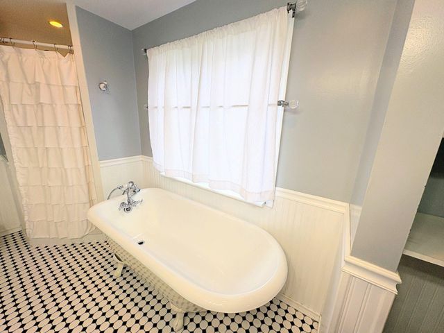 82 2ND AVE, Broomall, PA 19008