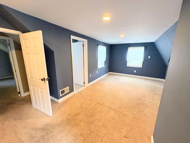 82 2ND AVE, Broomall, PA 19008