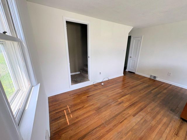 82 2ND AVE, Broomall, PA 19008