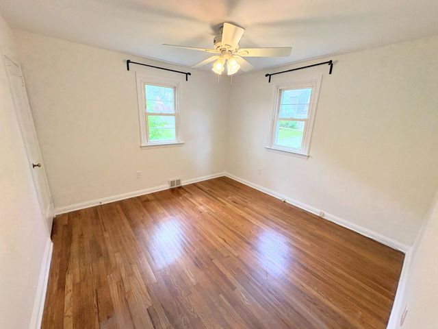 82 2ND AVE, Broomall, PA 19008