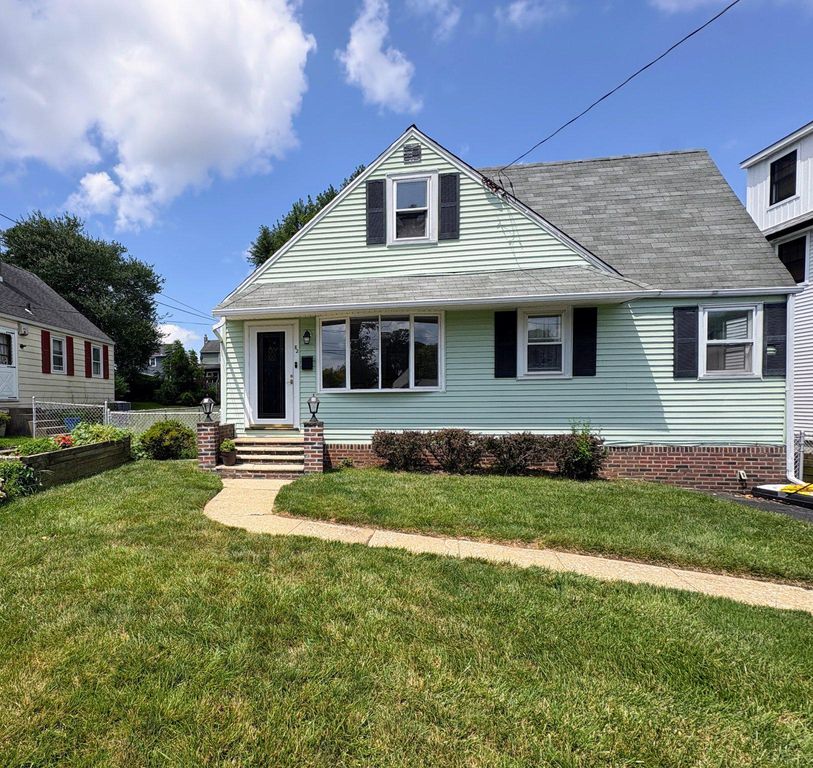 82 2ND AVE, Broomall, PA 19008
